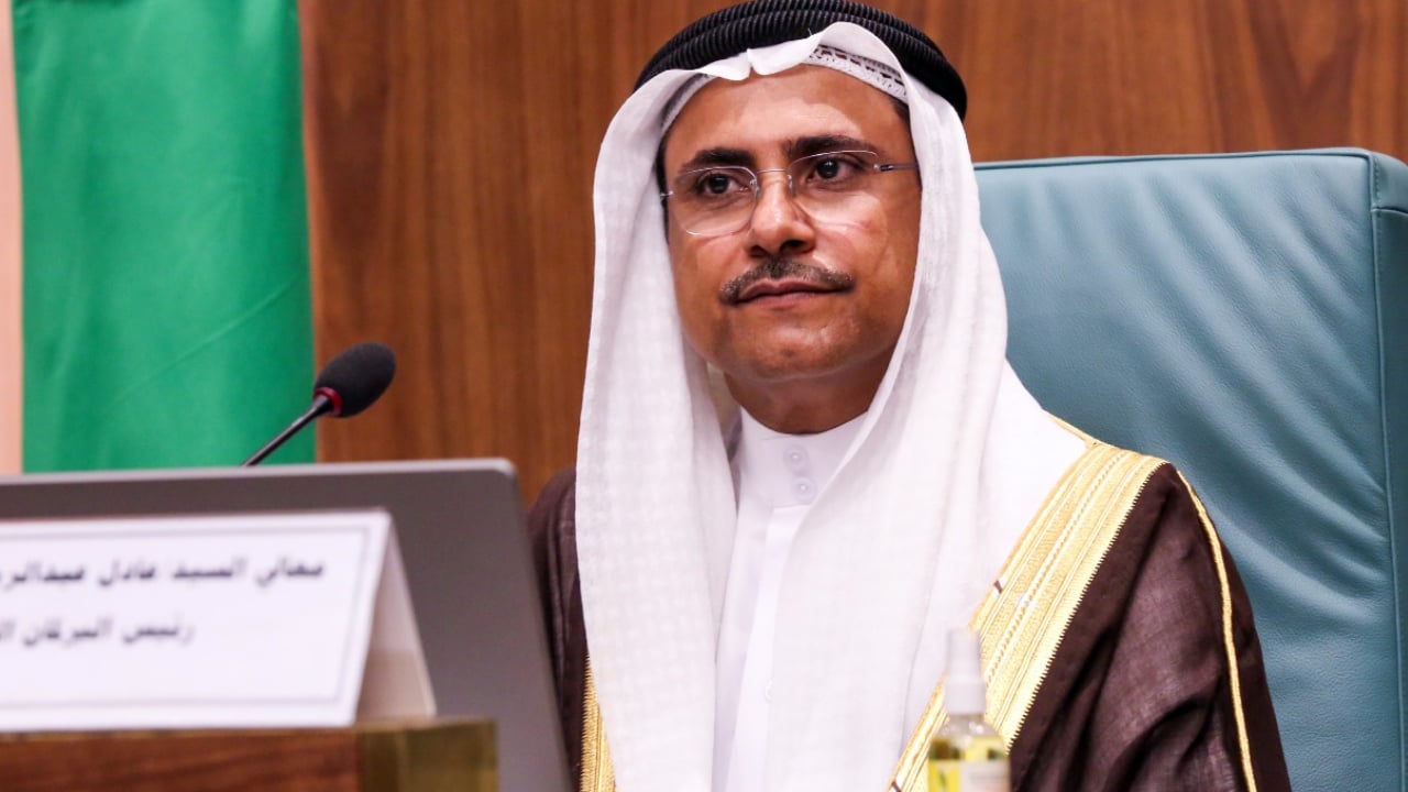 عادل بن عبد الرحمن العسومي رئيسًا للبرلمان العربي لولاية ثانية

