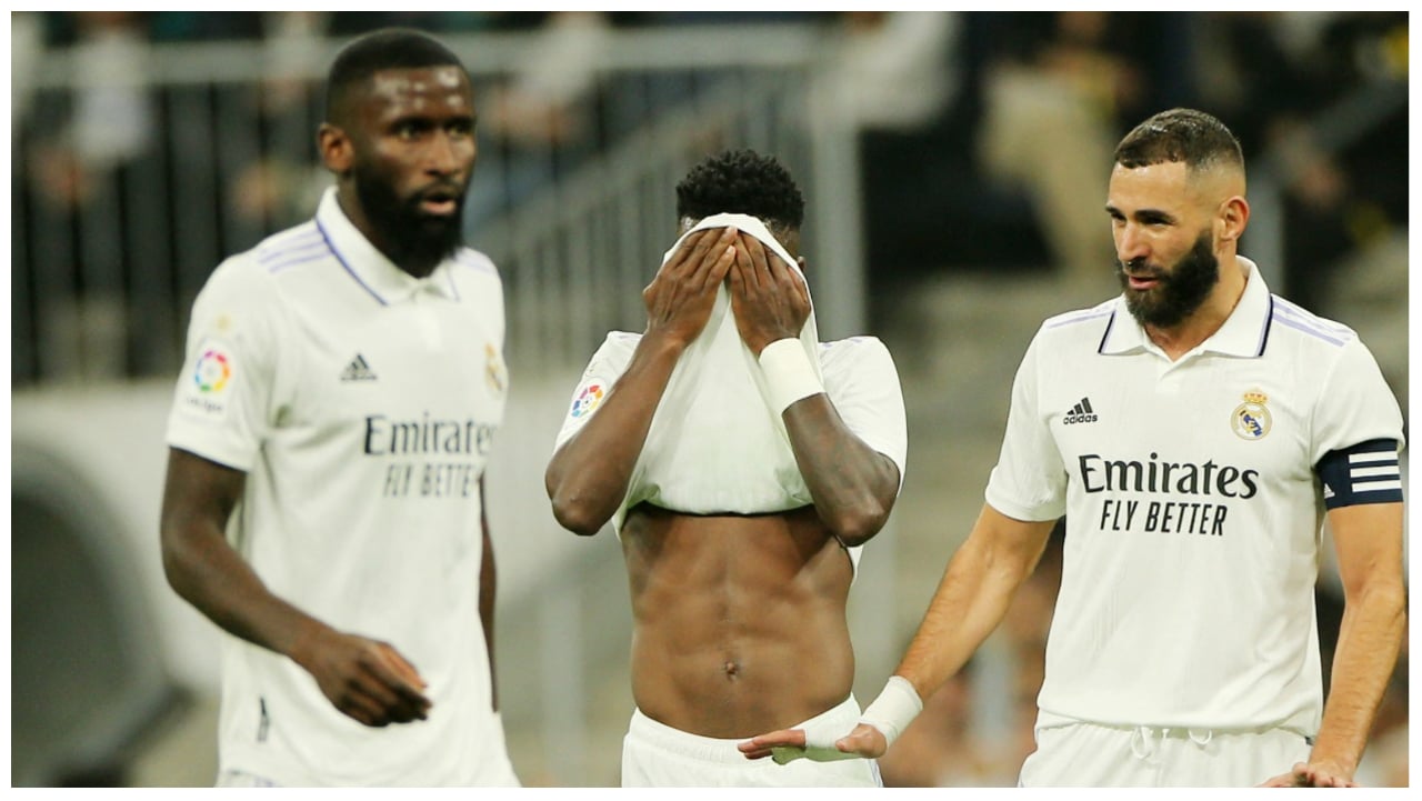 ريال مدريد يتعادل مع أوساسونا ويفقد صدارة الدوري الإسباني
