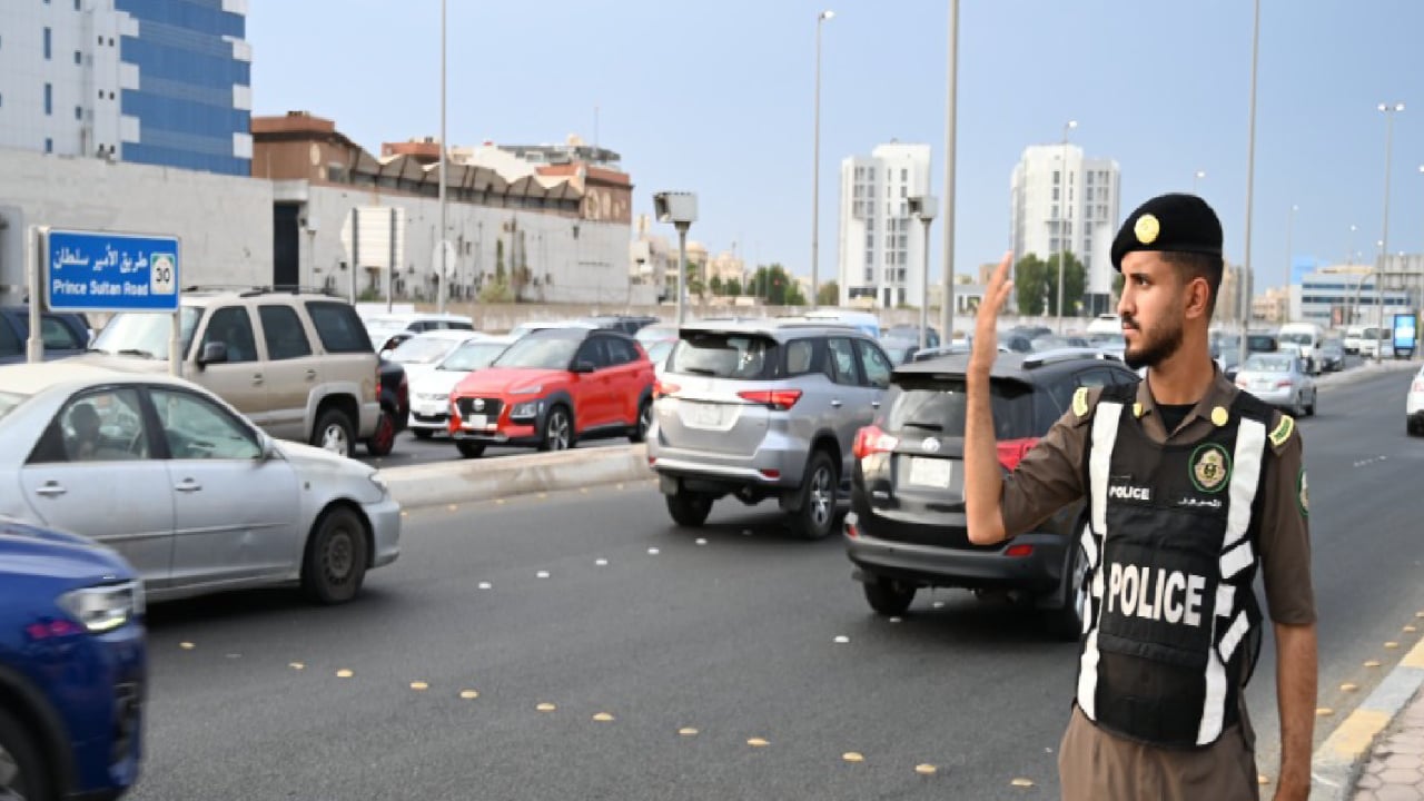 «المرور»: الفحص الدوري شرط أساسي لنقل ملكية السيارة 