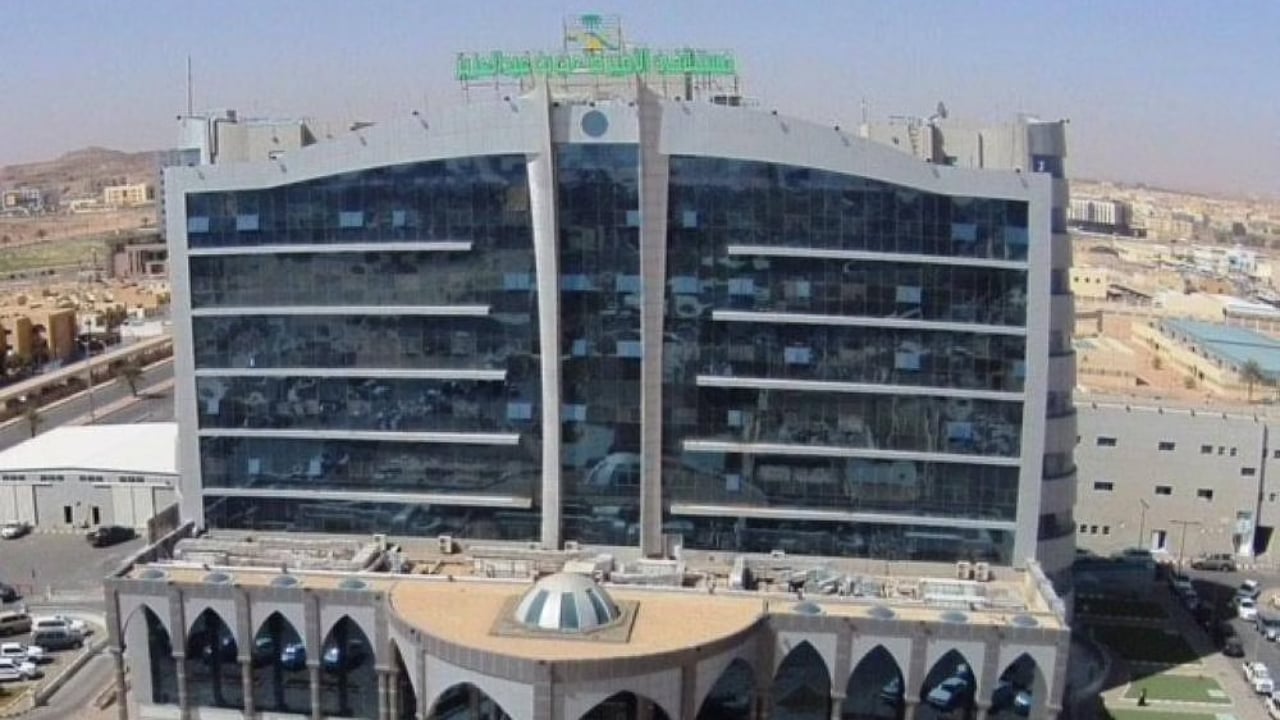 صحة الجوف: نجاح جراحة مفصل للكتف لمريضة بمستشفى الأمير متعب بسكاكا