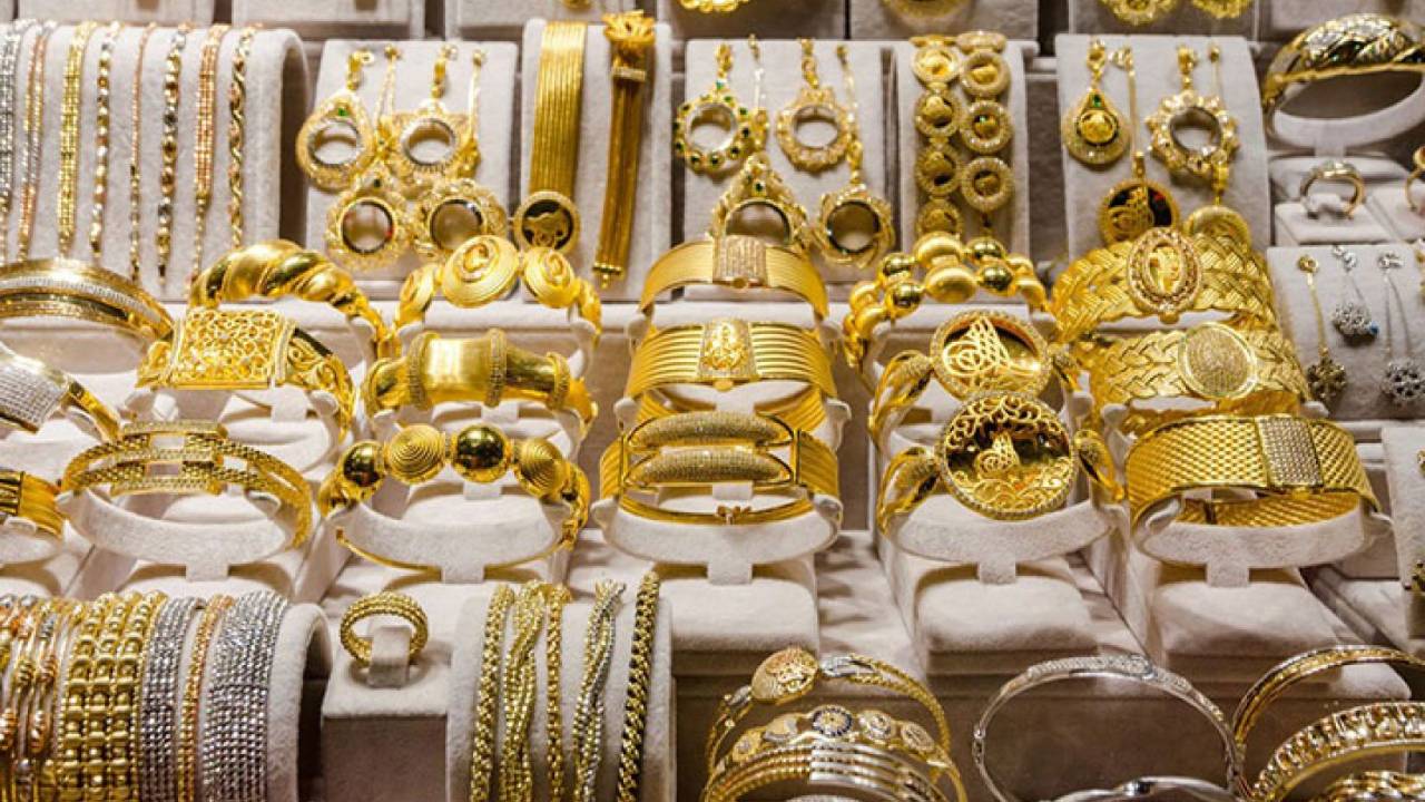 ارتفاع سعر الذهب بالسعودية.. وعيار 21 يسجل 205.93  ريال