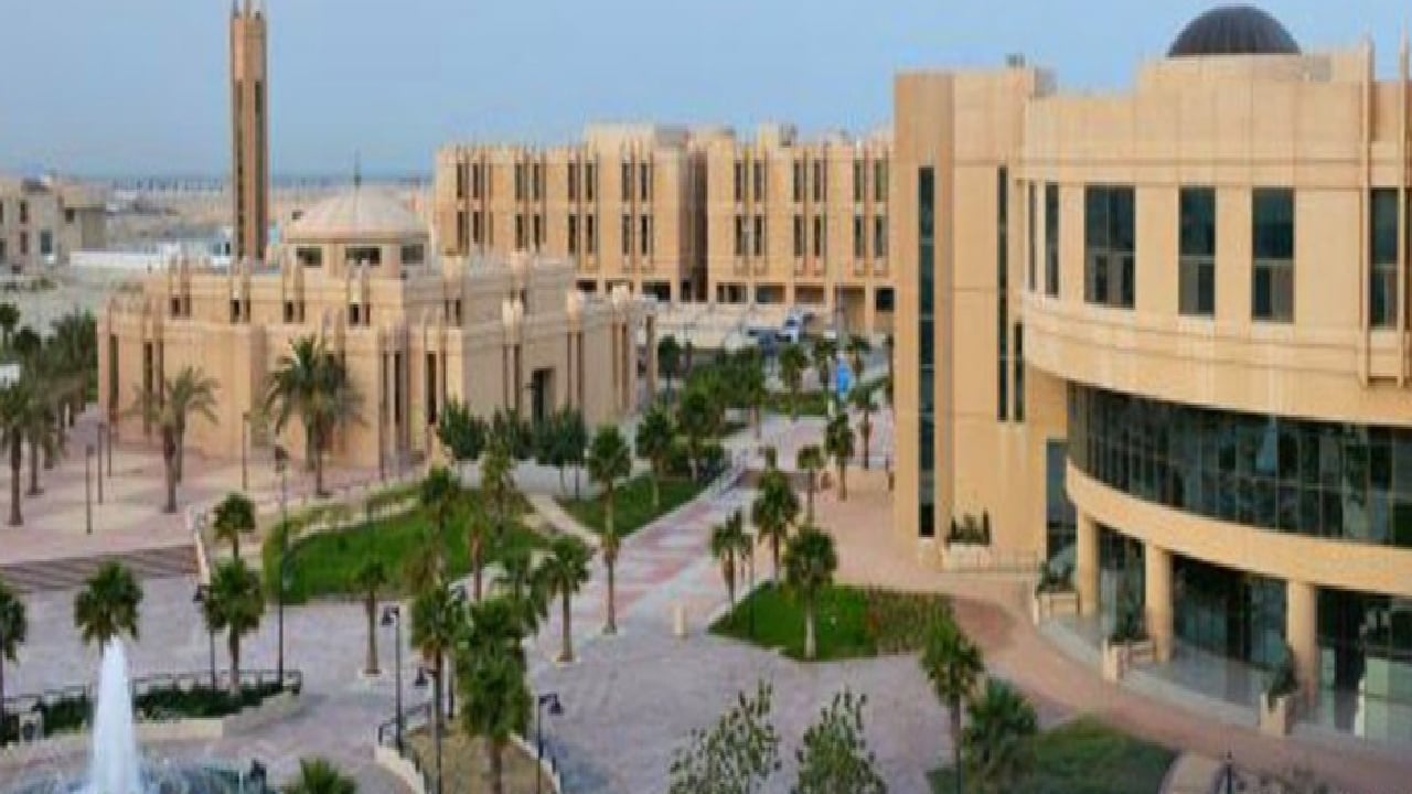 التقديم يبدأ الأحد.. جامعة الإمام عبدالرحمن بن فيصل تعلن توافر 653 وظيفة شاغرة
