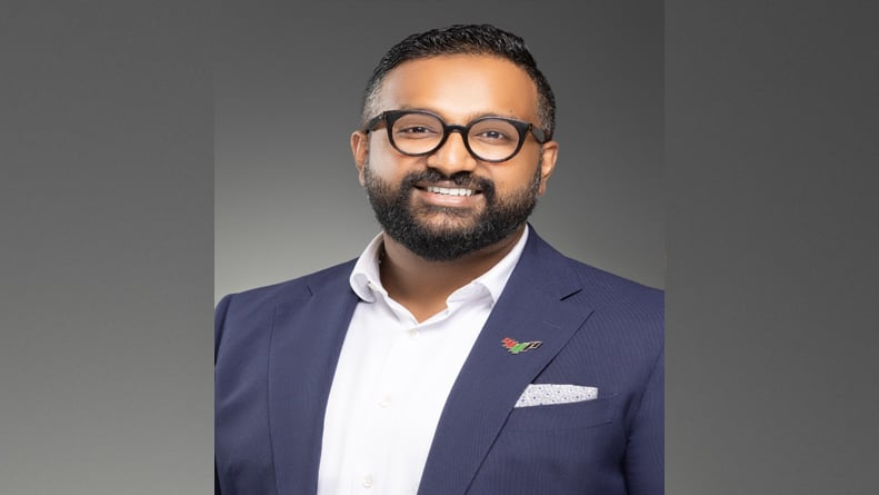 500 ألف تسلسل جينومي سنويًا.. رئيس «جي 42»: التعاون مع أمازون يعزز خدمات الأوميكس 
