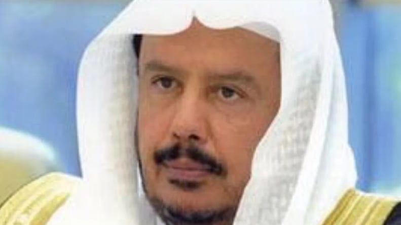 رئيس الشورى يصل إندونيسيا للمشاركة بقمة رؤساء برلمانات دول مجموعة العشرين
