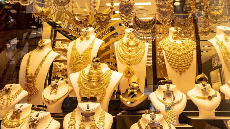 ارتفاع أسعار الذهب في السعودية.. وعيار 21 يسجل 181.45 ريال
