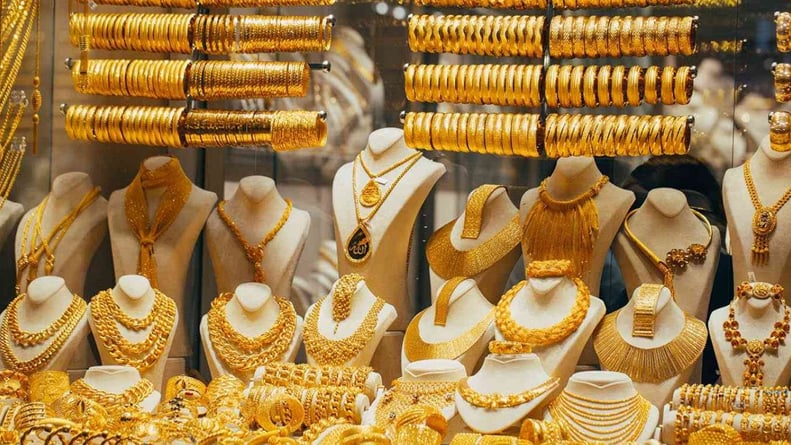 ارتفاع سعر الذهب بالسعودية.. وعيار 21 يسجل «195.27» ريال