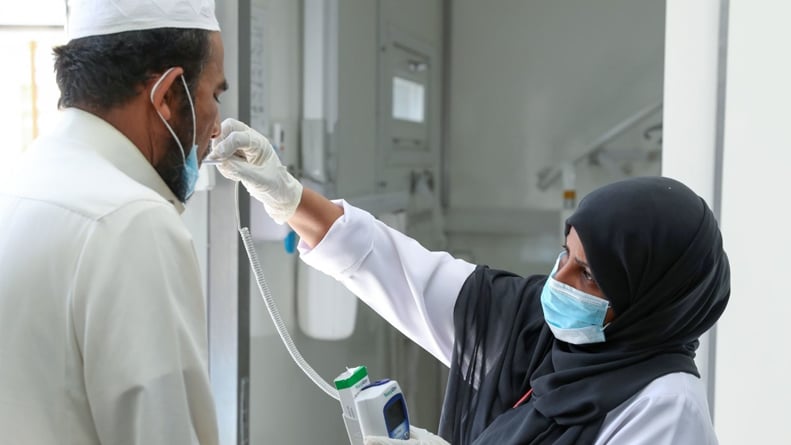 الصحة: 169 إصابة جديدة بكورونا وحالتا وفاة خلال الـ24 ساعة الماضية 
