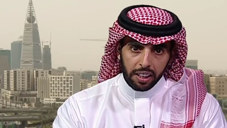 محامٍ: وزارتان مسؤولتان عن متابعة حوادث الإبل السائبة.. وتعويض المتضرر عبر المحاكم المرورية 
