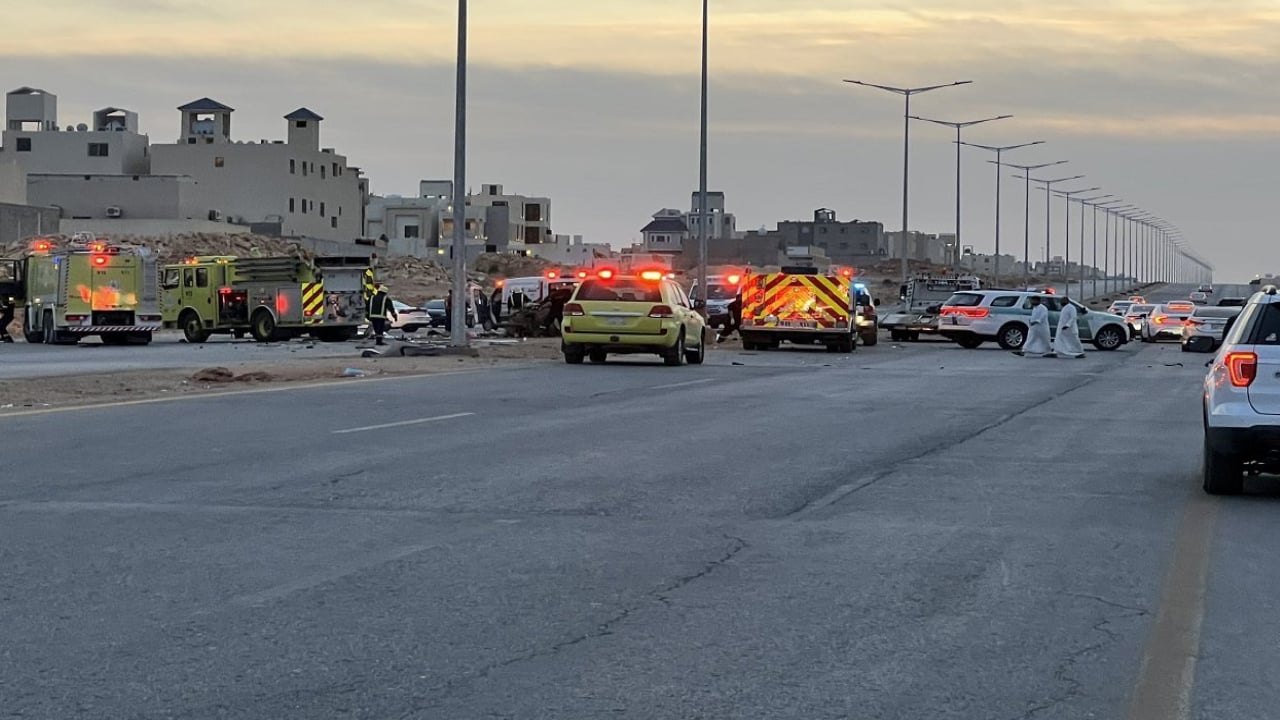 حادث مروري يودي بحياة أسرة بالكامل في الرياض.. قريب العائلة يروي التفاصيل (فيديو)