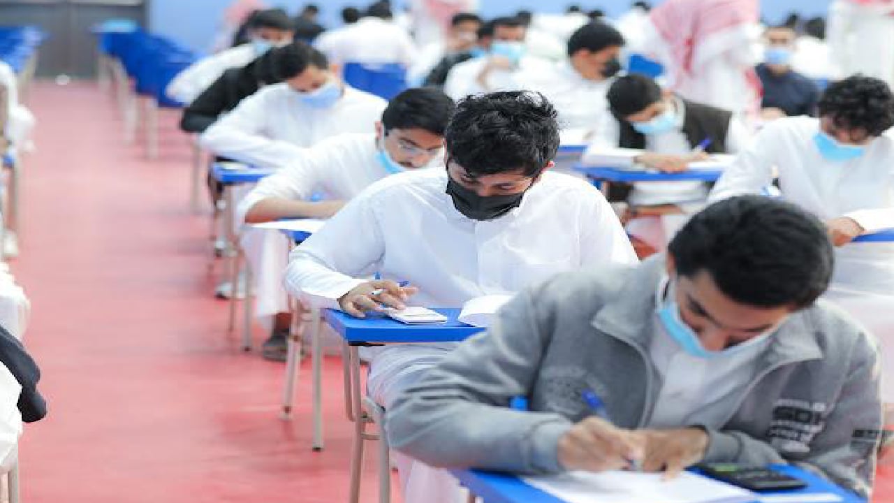 غدًا.. بدء الاختبارات التحريرية لنهاية الفصل الدراسي الأول لجميع المراحل التعليمية
