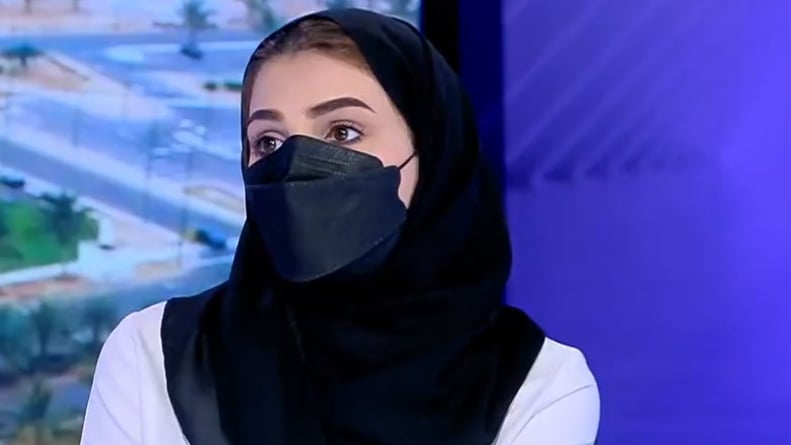 أخصائية: التوتر والقلق قد يسببان آلام الرقبة والكتفين
