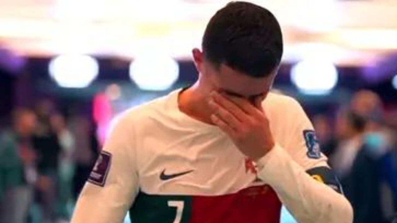 بالفيديو.. رونالدو يبكي بعد خسارة البرتغال أمام المغرب