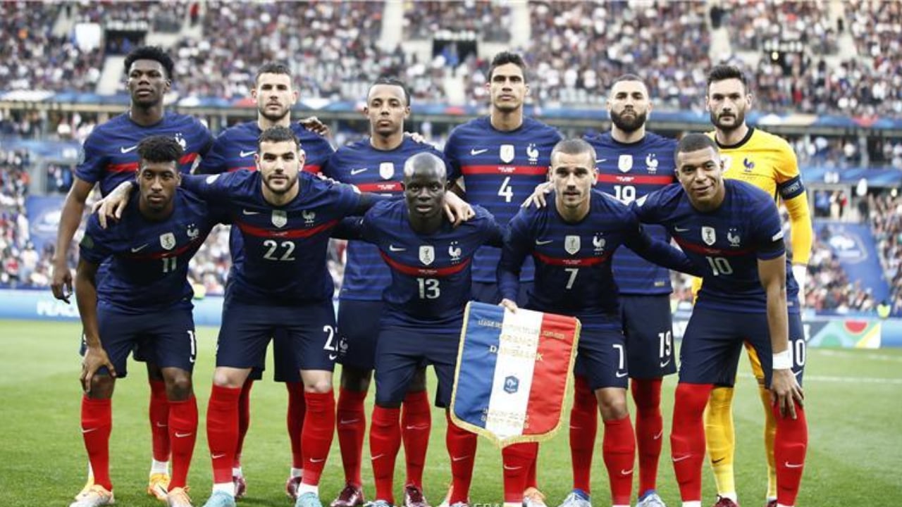 الشكوك تحيط بعودة مدافع المنتخب الفرنسي للتشكيل الأساسي أمام انجلترا