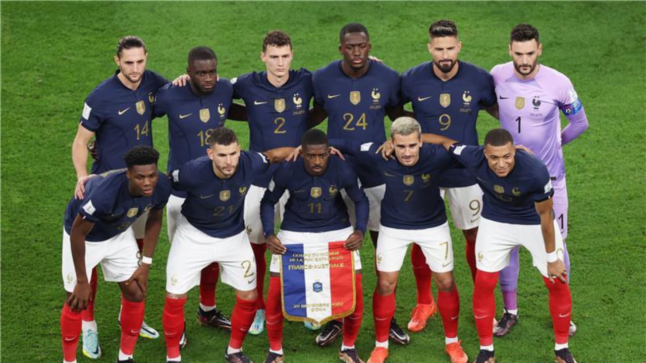 فيروس غامض وخطير يصيب عدداً من لاعبي منتخب فرنسا 