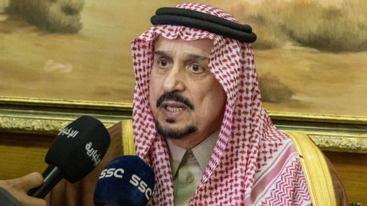 أمير الرياض يتوج الفائزين في الحفل الثاني والسبعين من موسم نادي سباقات الخيل