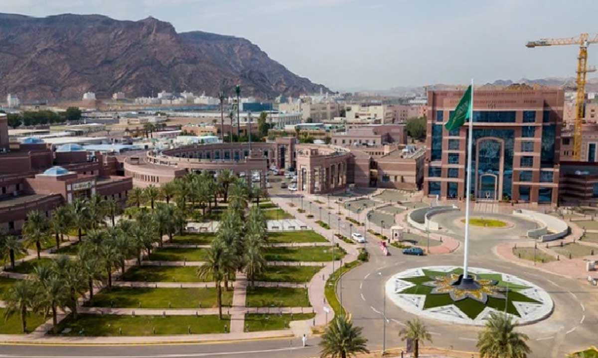 جامعة طيبة تطلق مبادرة التعليم الإلكتروني بالتعاون مع جهات محلية ودولية