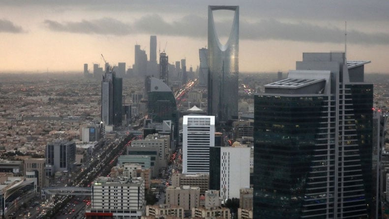 الحصيني لأهالي الرياض: احرصوا على ارتداء الملابس الشتوية الثقيلة.. غدا الجمعة