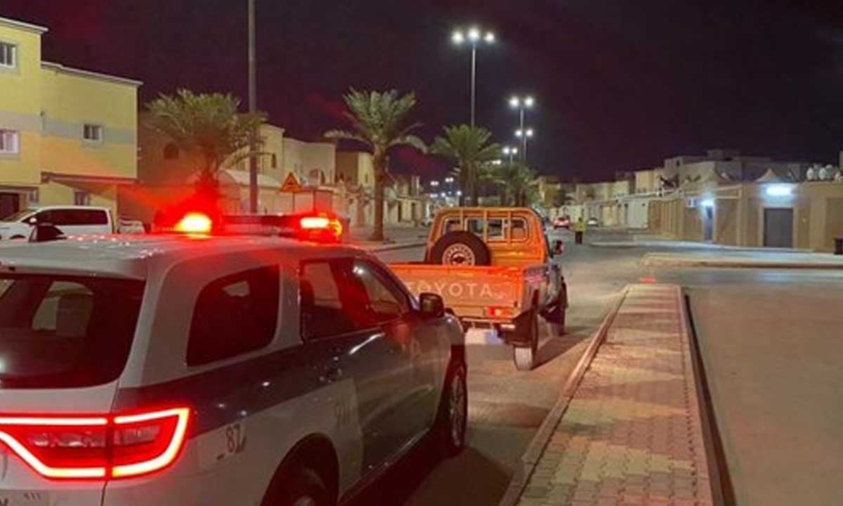 مرور الرياض يضبط قائد مركبة قاد في ممر المشاة وعرَّض سلامة المواطنين للخطر