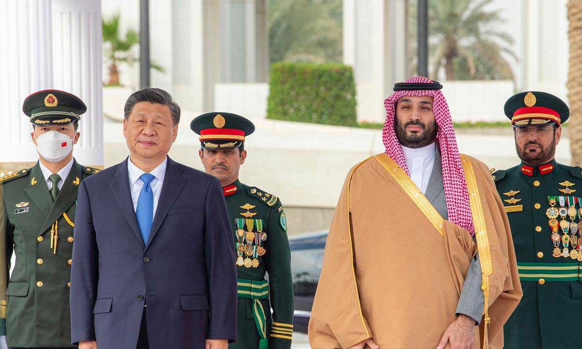 ولي العهد يستقبل الرئيس الصيني بقصر اليمامة