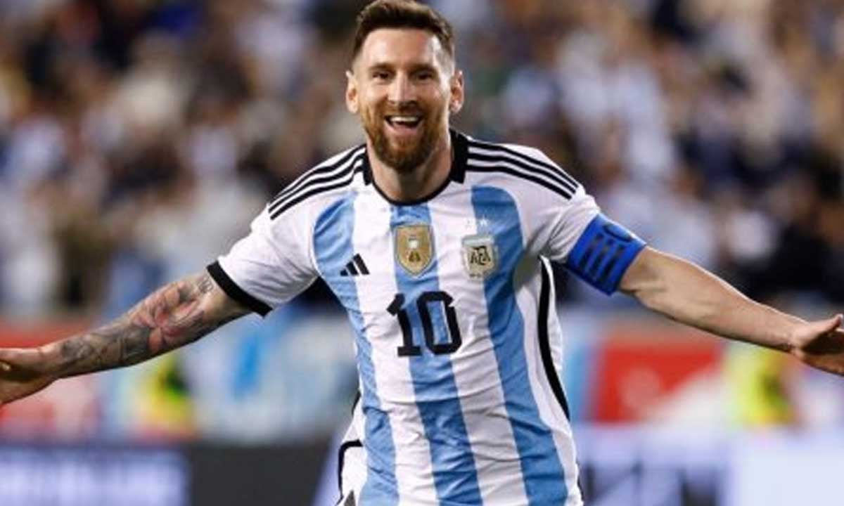 بعد التأهل إلى نهائي المونديال.. ميسي: الهزيمة أمام السعودية ساعدتنا على التحسن