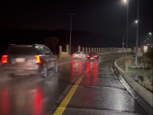 بالفيديو.. لحظة هطول الأمطار على مكة المكرمة 