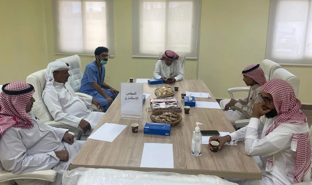 «صحي الخبراية» بالعارضة يناقش تقديم الخدمات الطبية وفق الخطط التطويرية ورؤية 2030