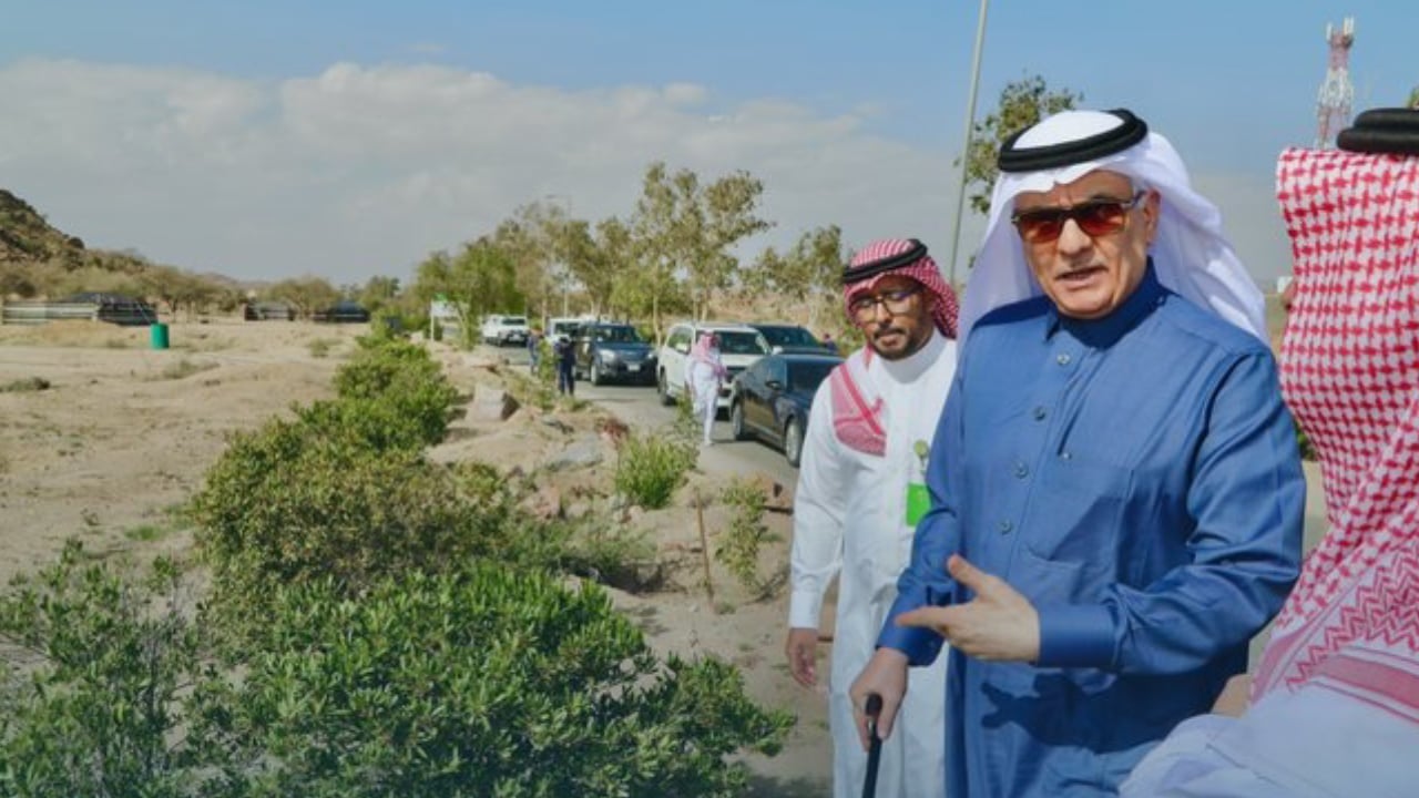
وزير البيئة يتفقد سير أعمال المرحلة الأولى للمحطة المستقلة للمياه المعالجة