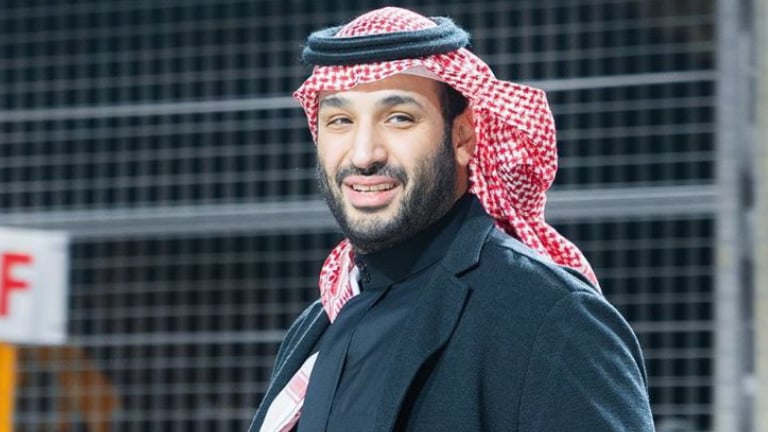 بالفيديو.. ولي العهد يشهد سباق "فورمولا إي" الدرعية