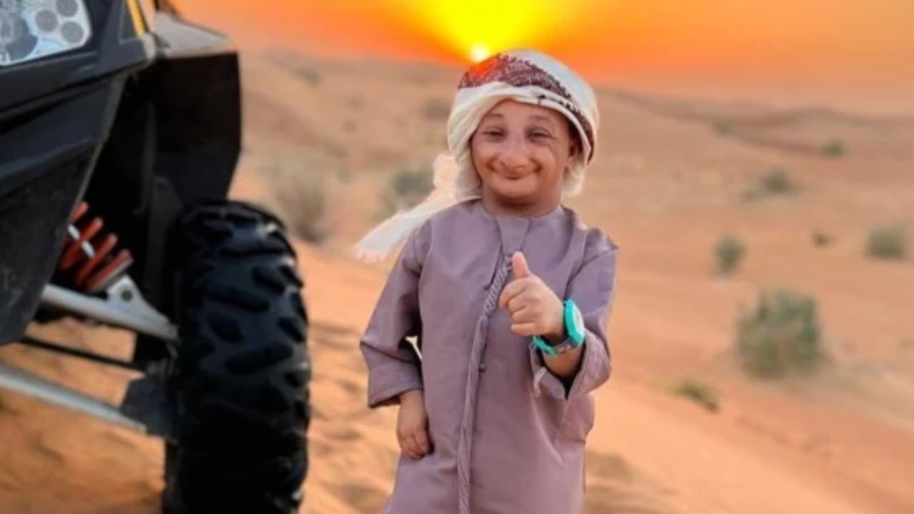 رحيل عزيز الأحمد نجم السوشيال الميديا عن عمر ناهز 27 عامًا