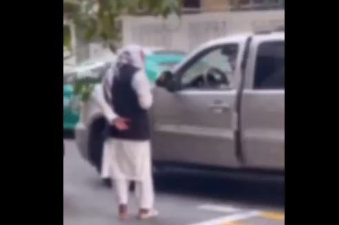 بالفيديو.. ضبط 3 متسولين بمنطقة المدينة المنورة