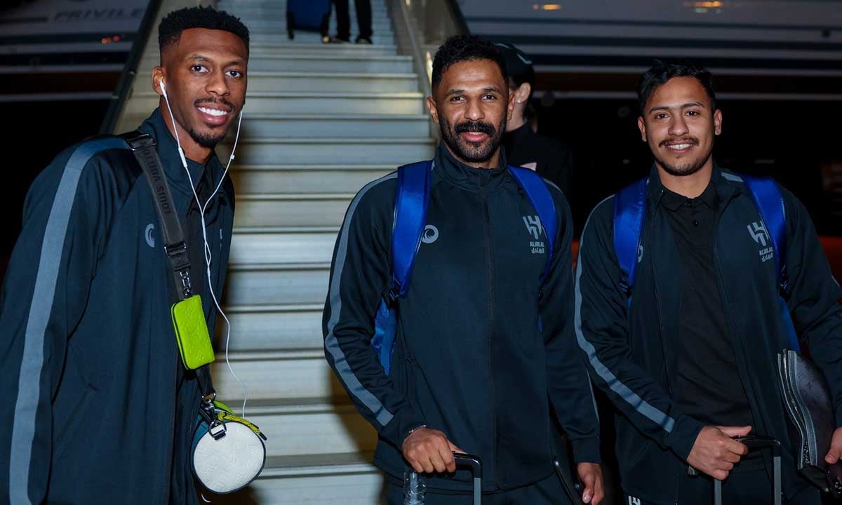 بالصور.. وصول بعثة الهلال إلى المغرب استعدادًا للمشاركة في مونديال الأندية