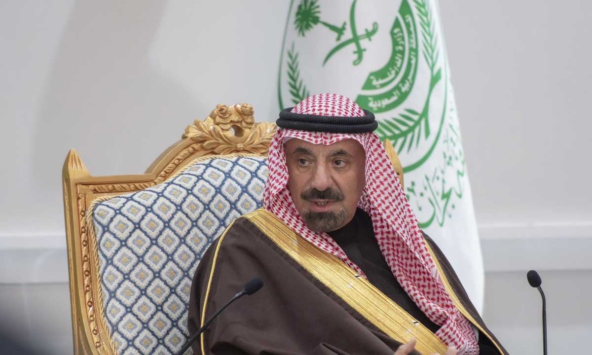 أمير منطقة نجران يُكرِّم المنشآت الصحية المتميزة في برنامج الزائر السري 2022