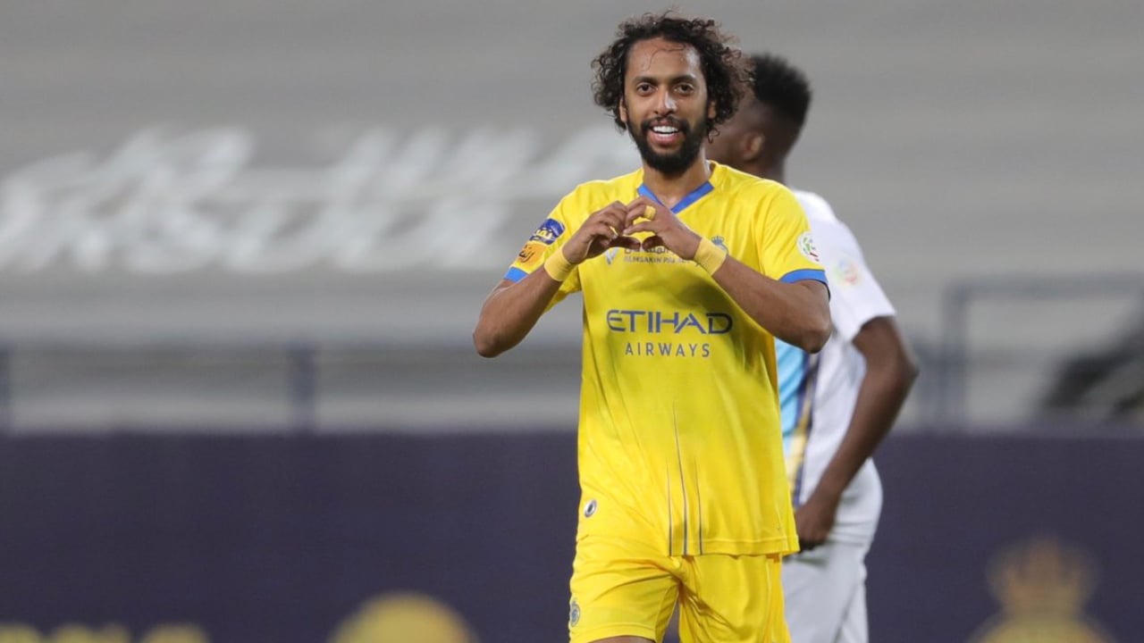رسميًّا.. الصليهم يجدد عقده مع النصر لمدة 3 مواسم جديدة