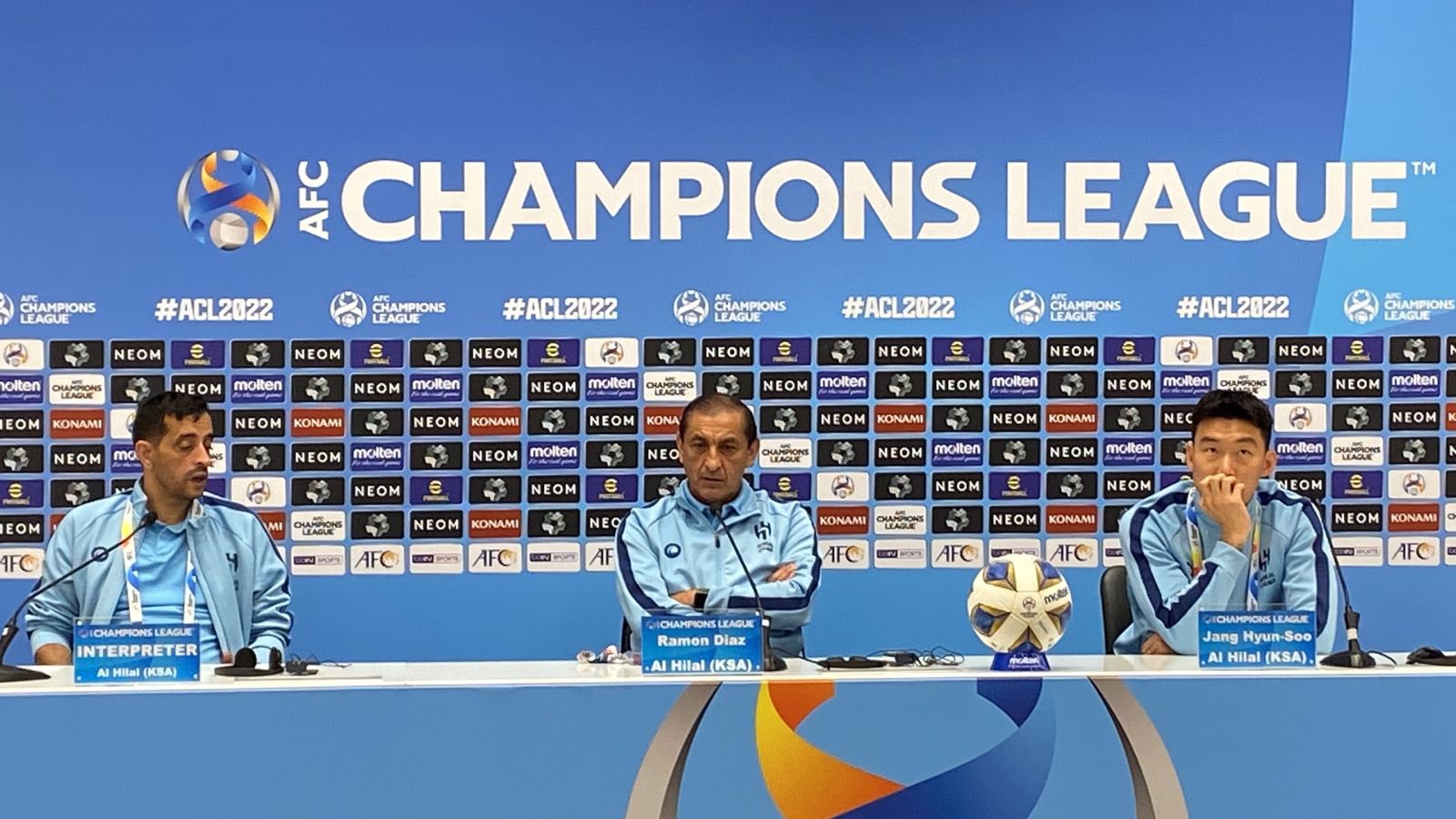 رامون دياز قبل مواجهة شباب أهلي دبي: هدفُنا الوصول إلى المباراة النهائية لدوري الأبطال

