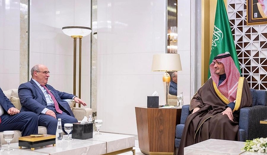 بالصور.. وزير الداخلية يبحث مع مدير منظمة الهجرة الدولية الموضوعات المشتركة
