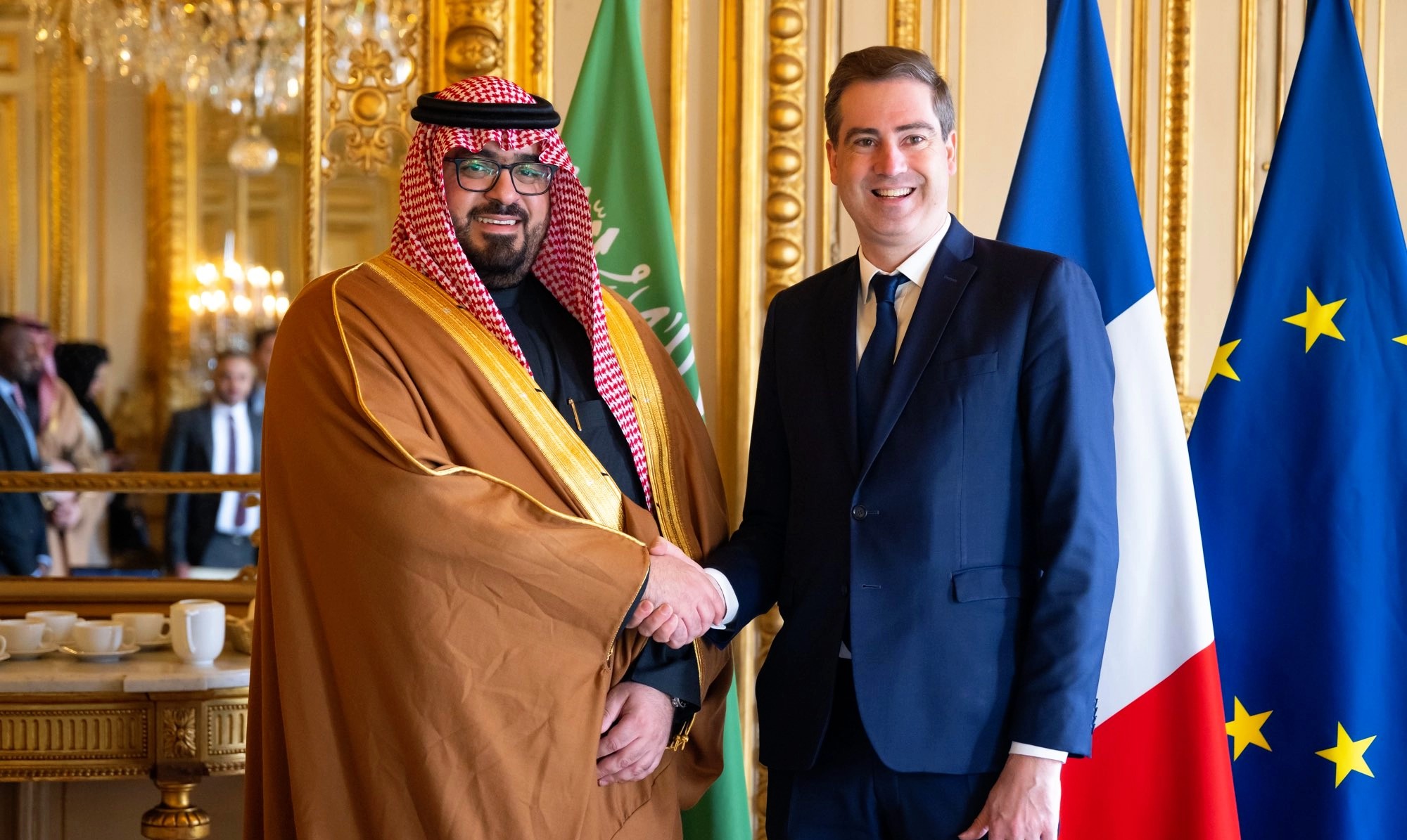 الإبراهيم يناقش مع وزير التجارة الخارجية الفرنسي سبل تعزيز التعاون بين البلدين