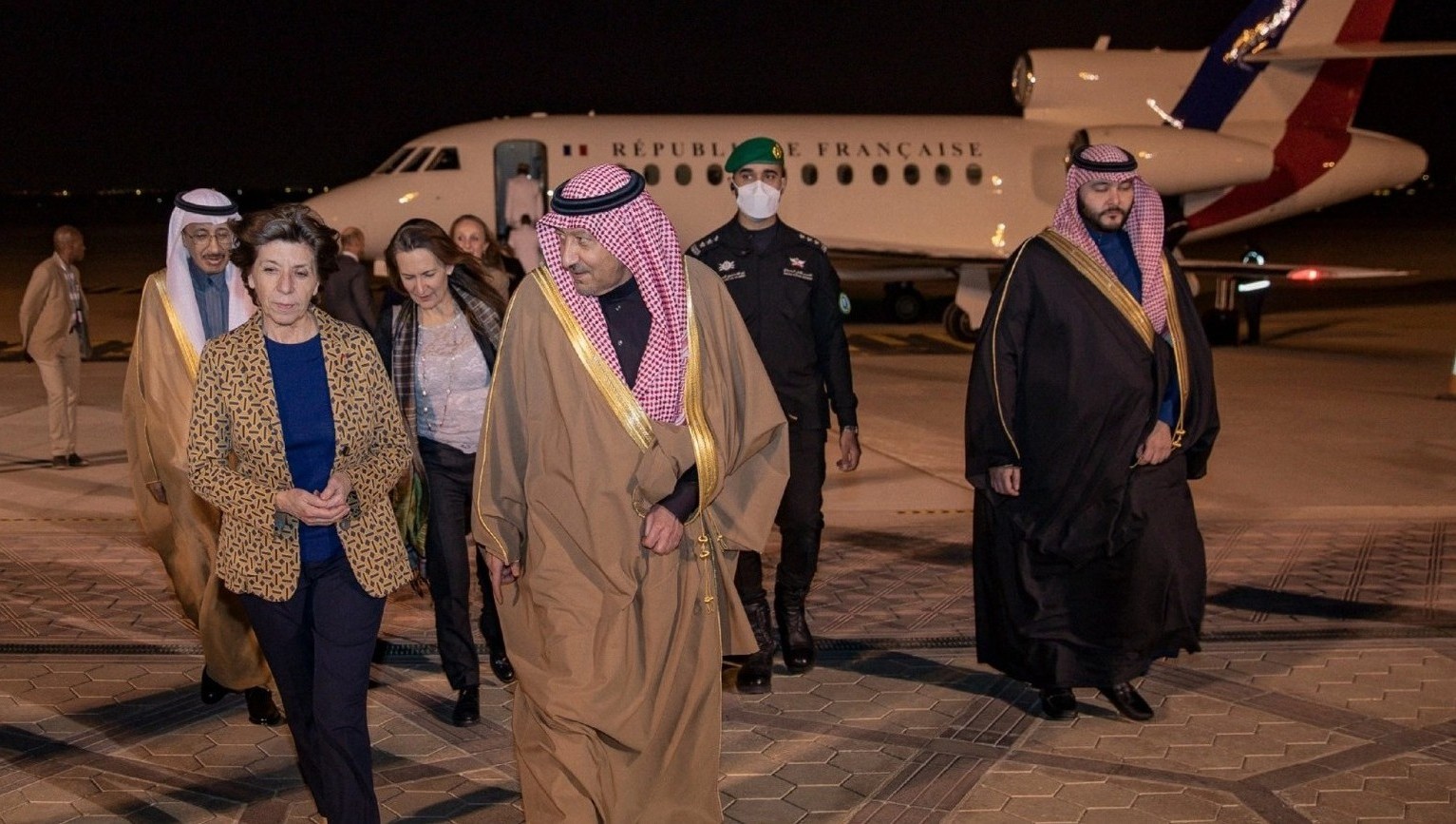  في زيارة رسمية للمملكة.. وزيرة الخارجية الفرنسية تصل إلى الرياض