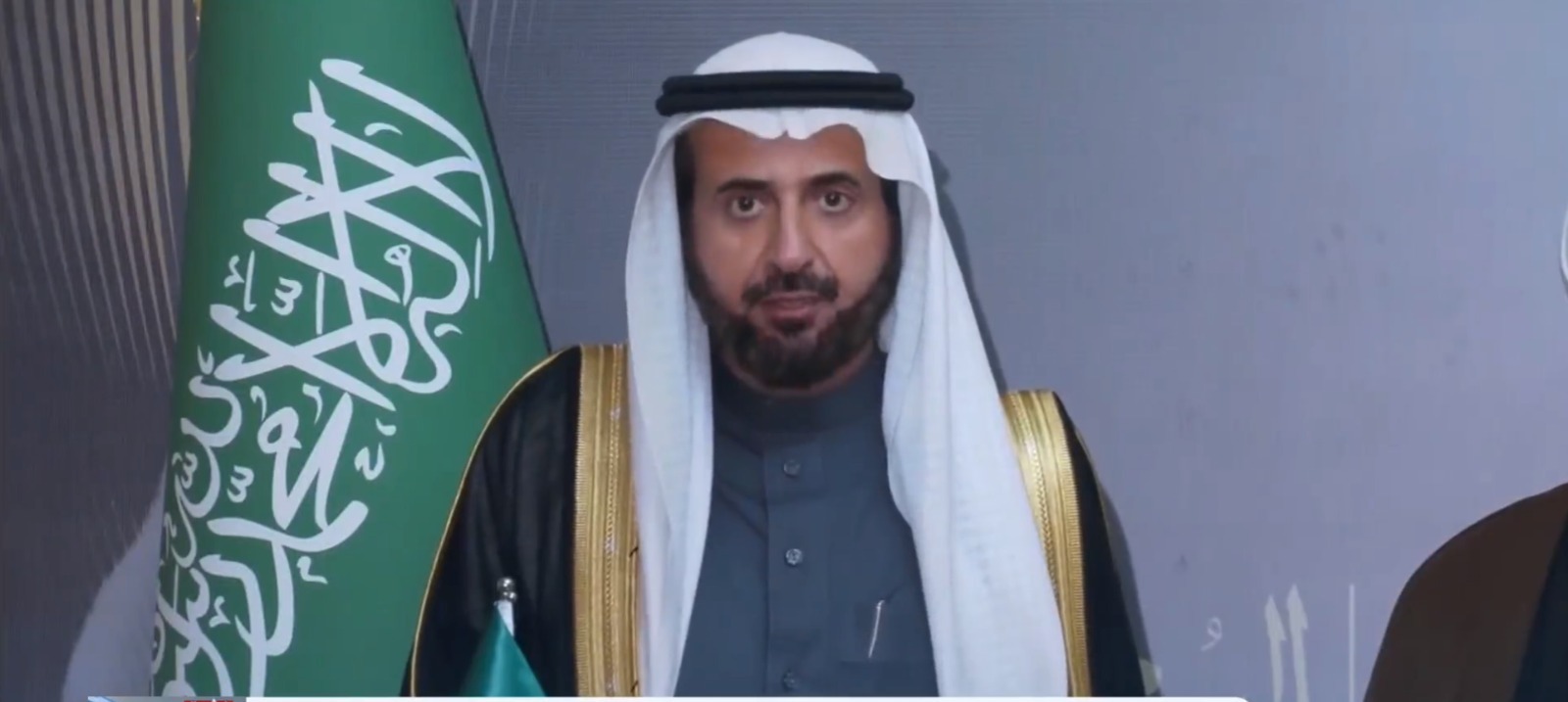 بالفيديو.. وزير الحج: إتاحة العمرة لكافة التأشيرات وإلغاء شرط وجود المِحْرم للمرأة