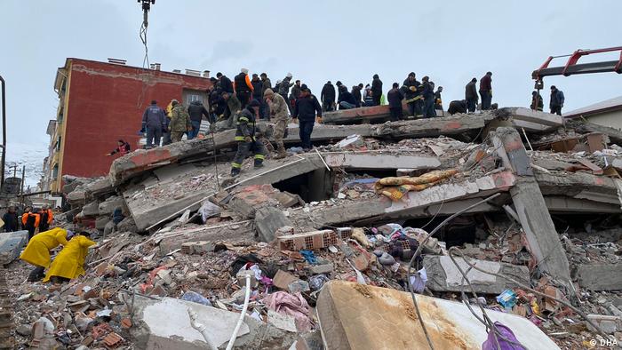 «اليونيسف»: أكثر من 850 ألف طفل سورى وتركى مازالوا نازحين بعد مرور شهر على الزلزال المدمر
