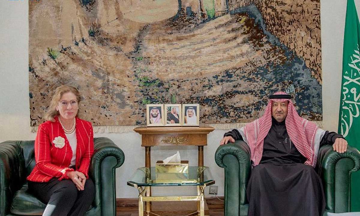 نائب وزير الخارجية يستقبل سفيرة الاتحاد السويسري لدى المملكة

