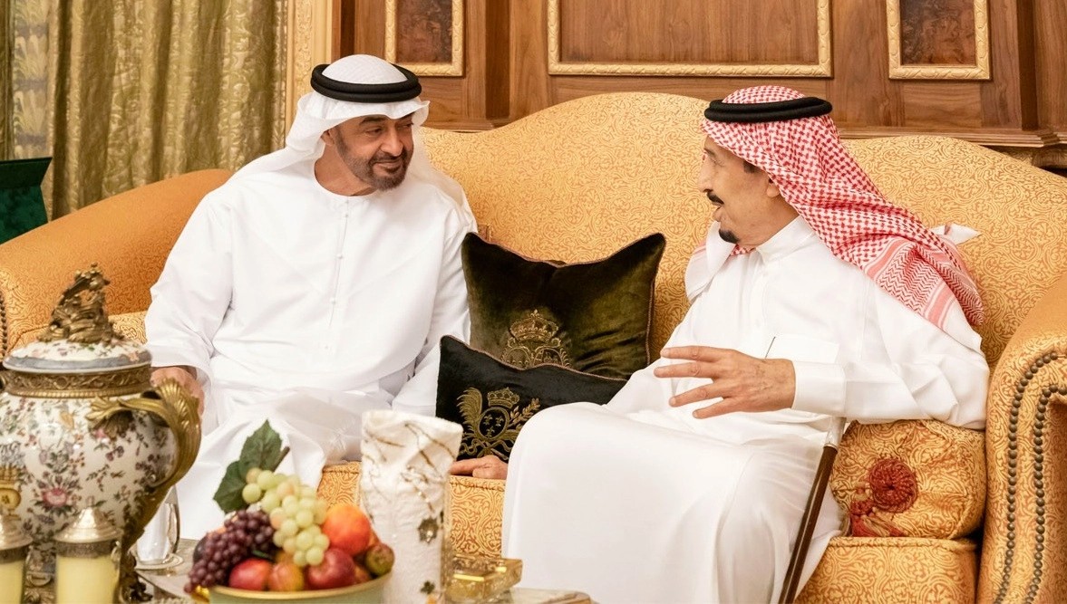 قيادة الإمارات تهنئ خادم الحرمين الشريفين وولي العهد بذكرى يوم التأسيس