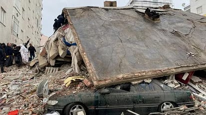 10% من الناتج المحلي.. 84 مليار دولار حجم الخسائر المادية لزلزال تركيا المدمر 