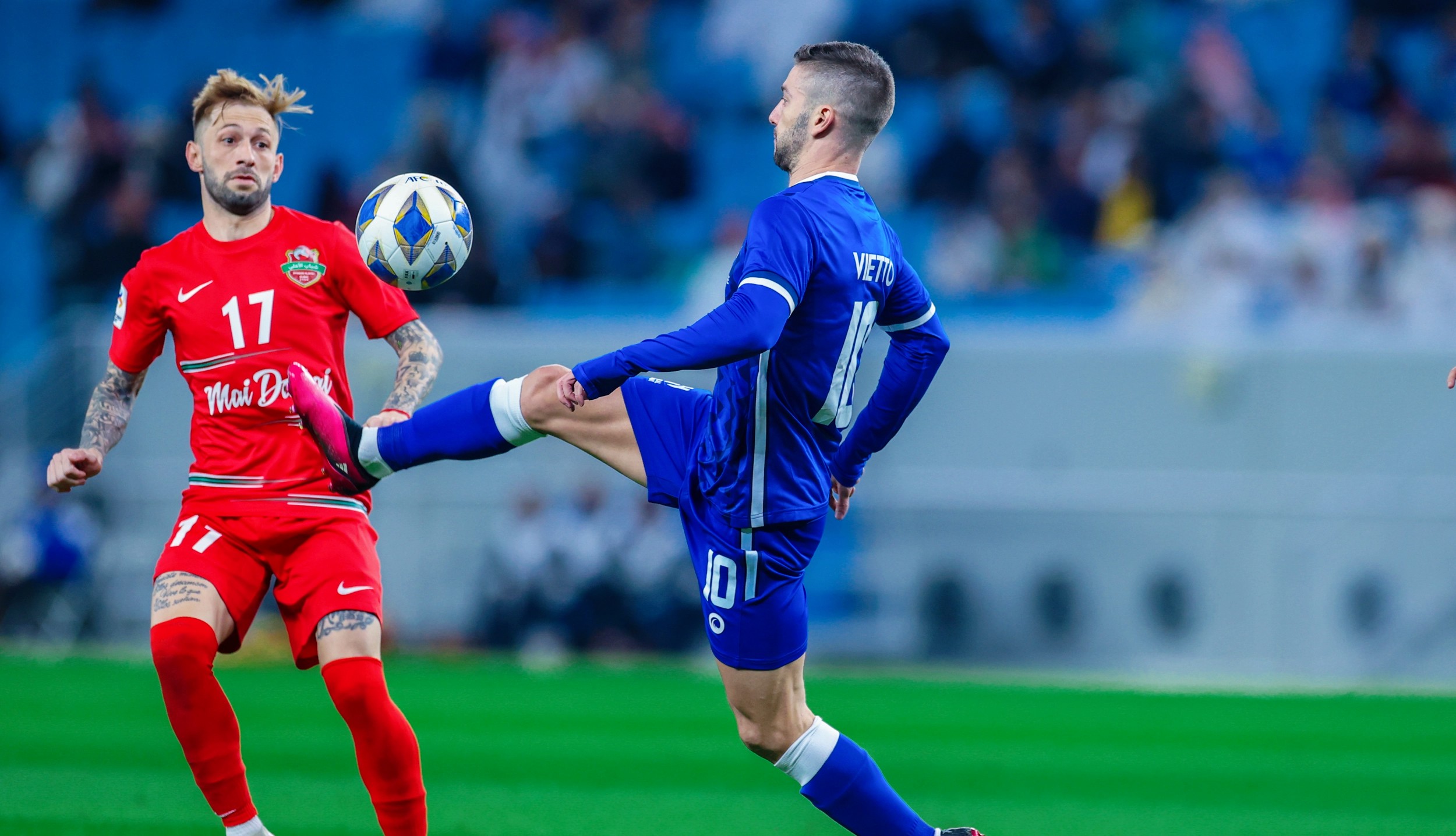 بالفيديو.. الهلال يزيد معاناة شباب أهلي دبي بهدف ثالث من فييتو
