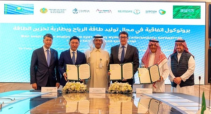 وزير الطاقة يبحث مجالات التعاون مع نظيره الكازاخستاني