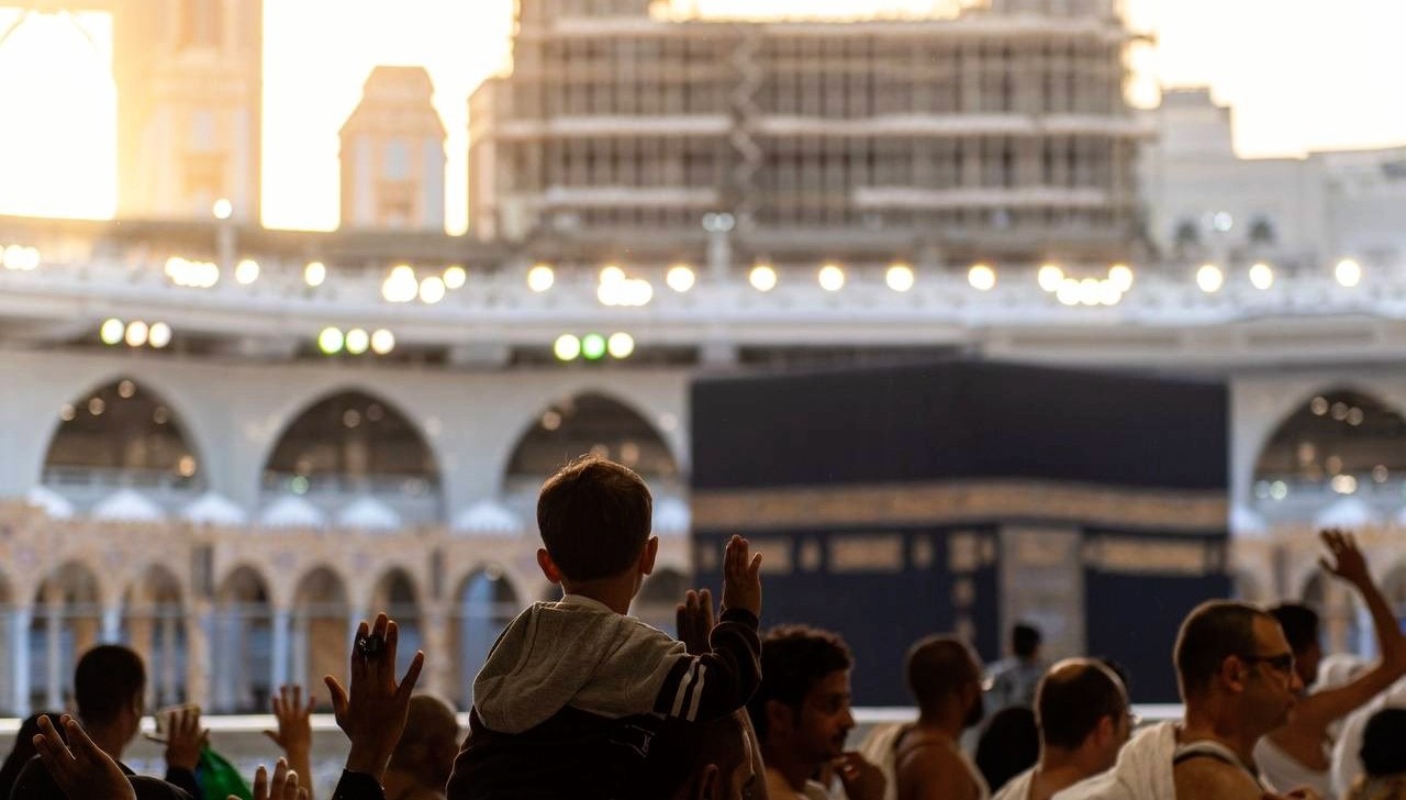 رئاسة الحرمين: خدمات نوعية لأكثر من 976 ألف مصلٍ ومعتمر بالمسجد الحرام