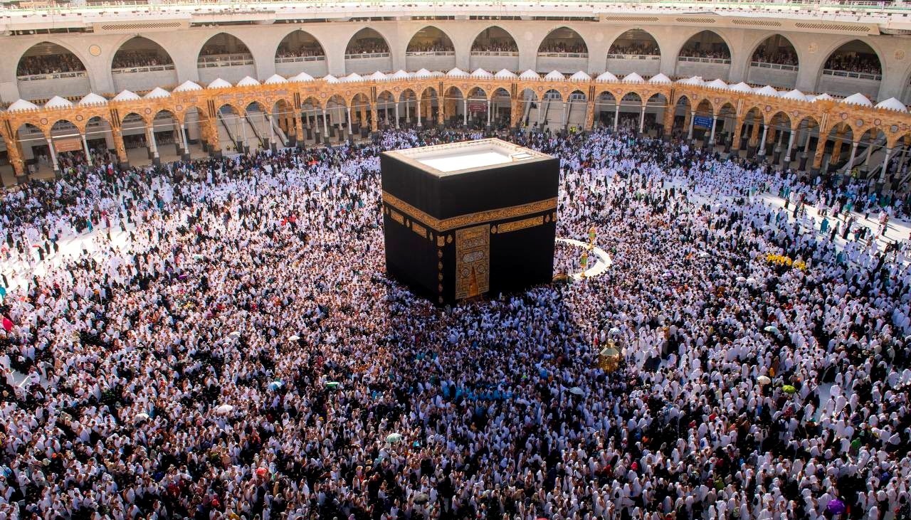الحج: إتاحة الحجوزات لأداء العمرة في العشر الأواخر من رمضان عبر تطبيقي نسك وتوكلنا