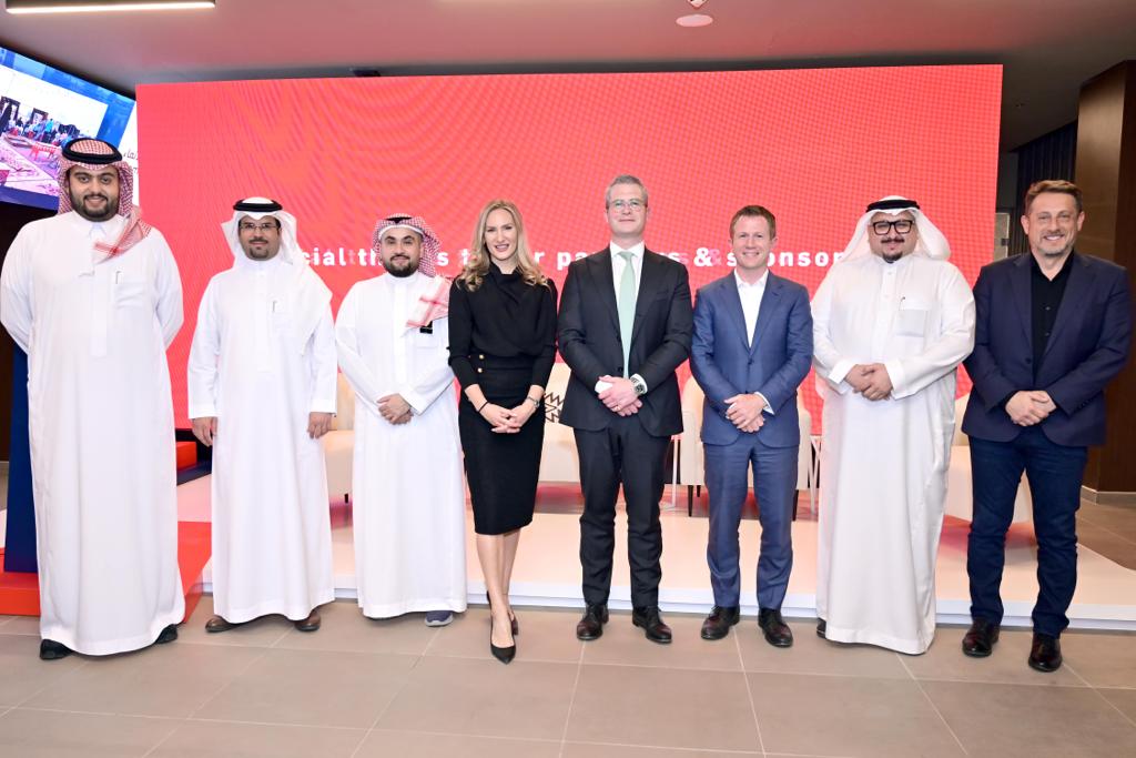 بالشراكة الإستراتيجية مع «SMC».. «ذا بزنس يير»  تنظم مؤتمرًا اعلاميًا لإطلاق تقريرها الخاص