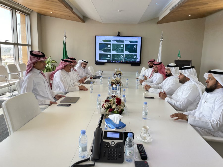 وفد من رئاسة شؤون الحرمين يزور مقر الهيئة السعودية للمقاولين لبحث سبل التعاون