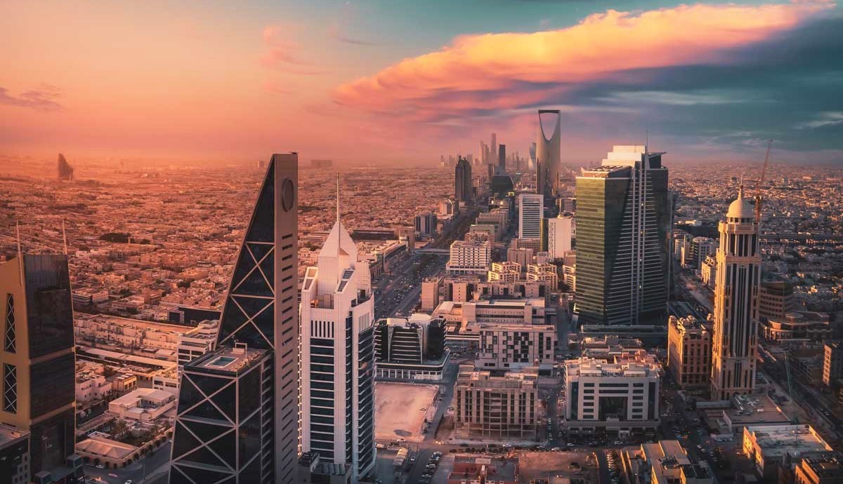 أستاذ مالية: أزمة المصارف العالمية لن يكون لها انعكاس كبير على القطاع المالي بالمملكة