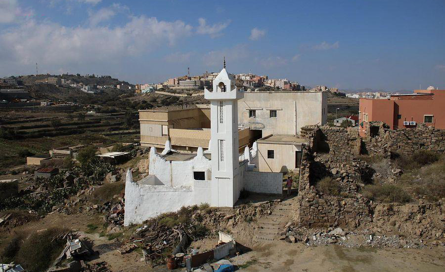 يعود تاريخه لـ 13 قرنًا.. مسجد المسقي على خارطة مشروع الأمير محمد بن سلمان لتطوير المساجد 

